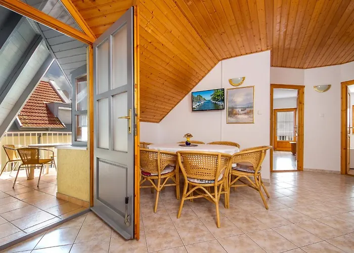 Amarillo 1 By Interhome